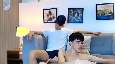 TWINKS_FRIENDS — Stripchat recorded stream image, 11.04.2026 13:20