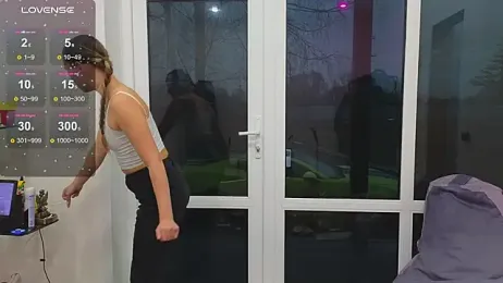 Misss_Vikk — Stripchat recorded stream image, 11.04.2026 13:50