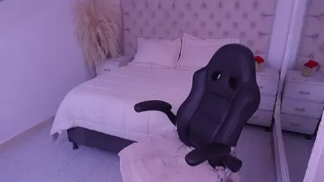 JhoanLeandro — Stripchat recorded stream image, 12.04.2026 04:40