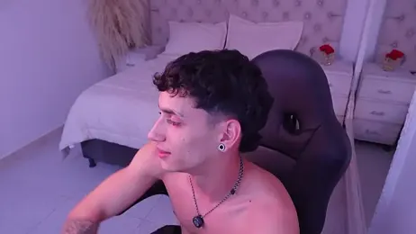 JhoanLeandro — Stripchat recorded stream image, 12.04.2026 04:40