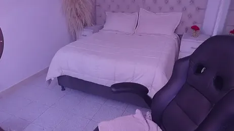 JhoanLeandro — Stripchat recorded stream image, 12.04.2026 04:40