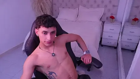 JhoanLeandro — Stripchat recorded stream image, 12.04.2026 04:40