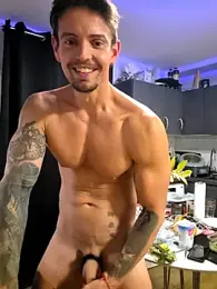 Mystery_Mark — Stripchat recorded stream image, 12.04.2026 19:40