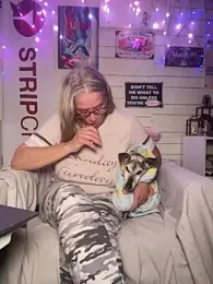 TrenaAnne — Stripchat recorded stream image, 13.04.2026 06:00