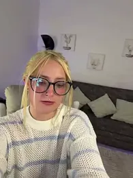 Megan_lu2 — Stripchat recorded stream image, 13.04.2026 05:30