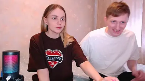 juliaanddima — Stripchat recorded stream image, 13.04.2026 08:40