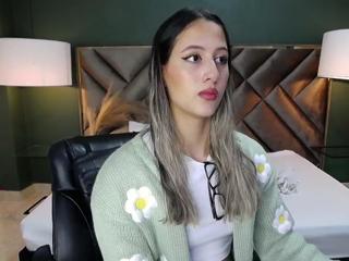 Sophia Loreen — Flirt4free recorded stream screenshot (08 Mar 2025)