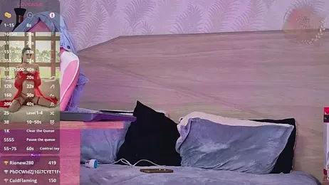 kylliefox_ — Stripchat recorded stream screenshot (13 Apr 2026)