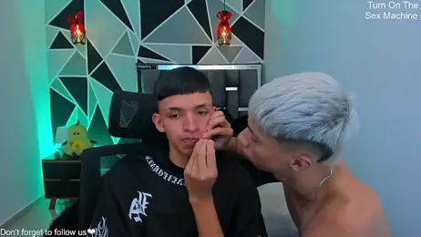 Juan_Nd_Steven — Stripchat recorded stream image, 14.04.2026 01:00