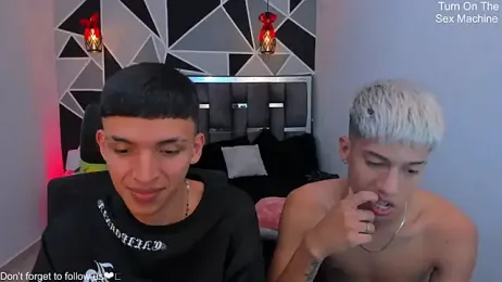 Juan_Nd_Steven — Stripchat recorded stream image, 14.04.2026 01:00