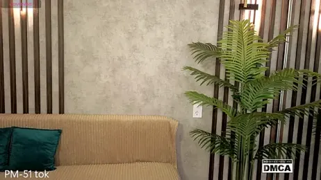 Holl1Would — Stripchat recorded stream screenshot (14 Apr 2026)