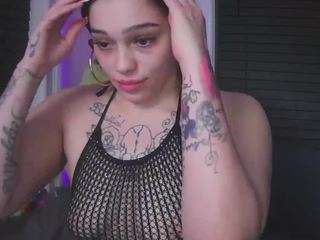 sapphirestorm8 — Camsoda recorded stream image, 14.04.2026 05:20