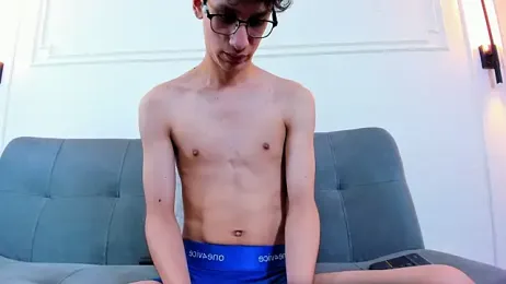 Cum_hunters — Stripchat recorded stream screenshot (14 Apr 2026)