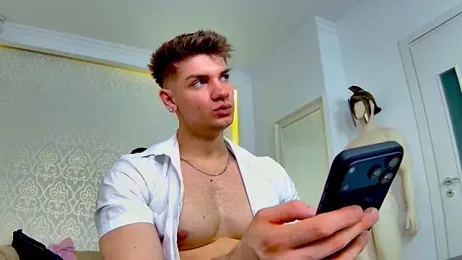 MaxKaiden — Stripchat recorded stream image, 14.04.2026 04:20