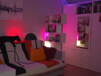 _blackbee_ — Chaturbate recorded stream image, 14.04.2026 08:20