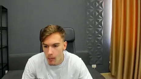 BradyFlint — Stripchat recorded stream image, 14.04.2026 08:10