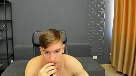 BradyFlint — Stripchat recorded stream image, 14.04.2026 08:10