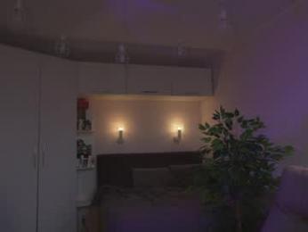 your_kat — Chaturbate recorded stream screenshot (14 Apr 2026)