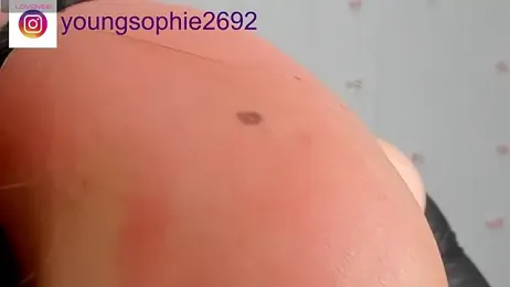 YoungSophie — Stripchat recorded stream screenshot (14 Apr 2026)