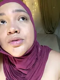 sweetmuslim01 — Stripchat recorded stream screenshot (14 Apr 2026)