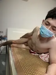 llkiki — Stripchat recorded stream screenshot (15 Apr 2026)