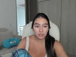 alexyferrer — Camsoda recorded stream image, 15.04.2026 14:10