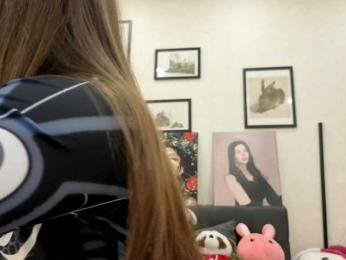 dolly-ll — Bongacams recorded stream image, 15.04.2026 13:30