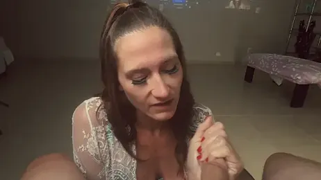 RhiCon — Stripchat recorded stream image, 15.04.2026 19:10