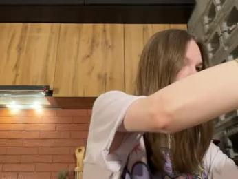 nloraaa — Chaturbate recorded stream image, 16.04.2026 08:00