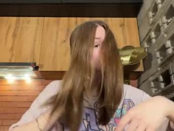 nloraaa — Chaturbate recorded stream image, 16.04.2026 08:00