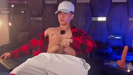 Brat_ — Stripchat recorded stream screenshot (16 Apr 2026)