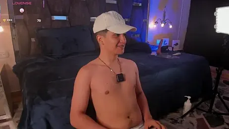 Brat_ — Stripchat recorded stream screenshot (16 Apr 2026)