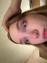 bambi_lu — Stripchat recorded stream screenshot (16 Apr 2026)