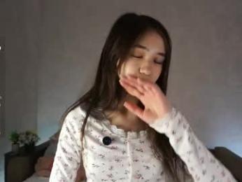 _vi_vi_ — Chaturbate recorded stream image, 16.04.2026 18:10