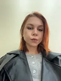 RosieSecret — Stripchat recorded stream image, 17.04.2026 08:00