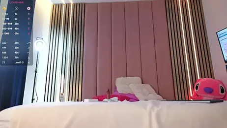 Vesya — Stripchat recorded stream screenshot (17 Apr 2026)