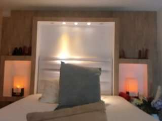 veronica-garcia — Camsoda recorded stream screenshot (17 Apr 2026)