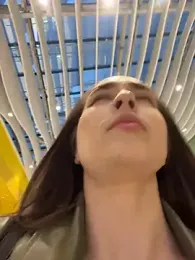 Holly_Play — Stripchat recorded stream image, 17.04.2026 12:00
