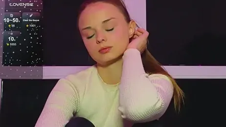 Misss_Vikk — Stripchat recorded stream image, 17.04.2026 15:10