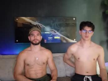crhistian1_ — Chaturbate recorded stream screenshot (17 Apr 2026)