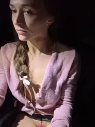 lunagirl13 — Stripchat recorded stream image, 17.04.2026 23:40