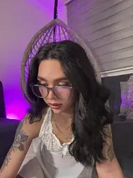 Samantha_Bernardo — Stripchat recorded stream image, 18.04.2026 04:40