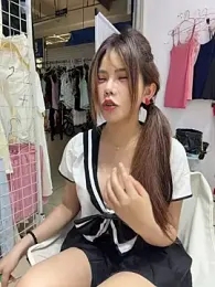 Selenaaaaa- — Stripchat recorded stream image, 18.04.2026 04:20