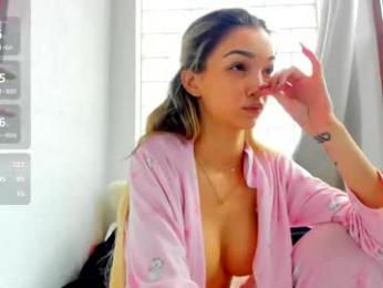 sassyt33n — Chaturbate recorded stream image, 18.04.2026 07:00