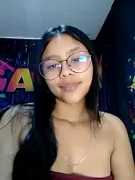 SofieLove_01 — Stripchat recorded stream image, 18.04.2026 07:00