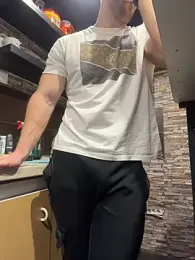 trainwithme — Stripchat recorded stream image, 18.04.2026 14:40