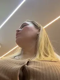 Danielavegax — Stripchat recorded stream image, 18.04.2026 15:30