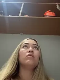 Danielavegax — Stripchat recorded stream image, 18.04.2026 15:30