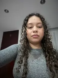 Shara_dreams — Stripchat recorded stream image, 18.04.2026 23:40