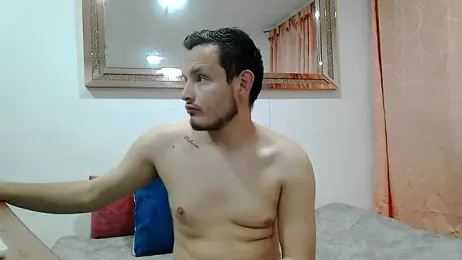 leoylia — Stripchat recorded stream image, 19.04.2026 05:10